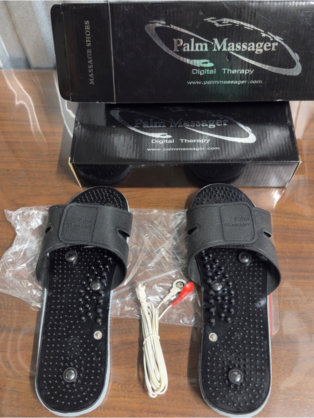 PalmNrg Massager EMS Foot Acupuncture Therapy Slippers NWT